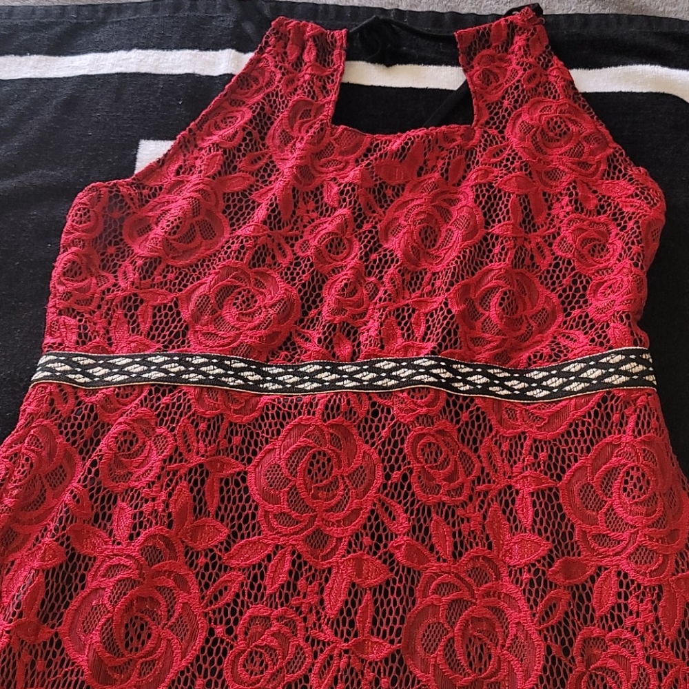 Dress - Picture 2 of 6